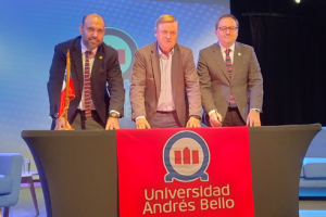 entrada-firma-unab202508